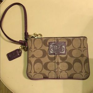Coach wristlet wallet